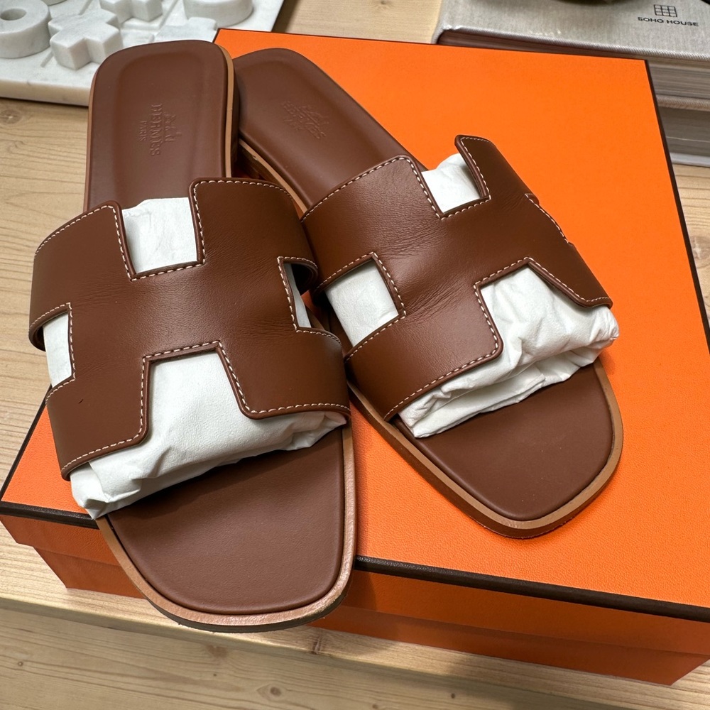 Hermes Oran Sandals - Gold (Brown)